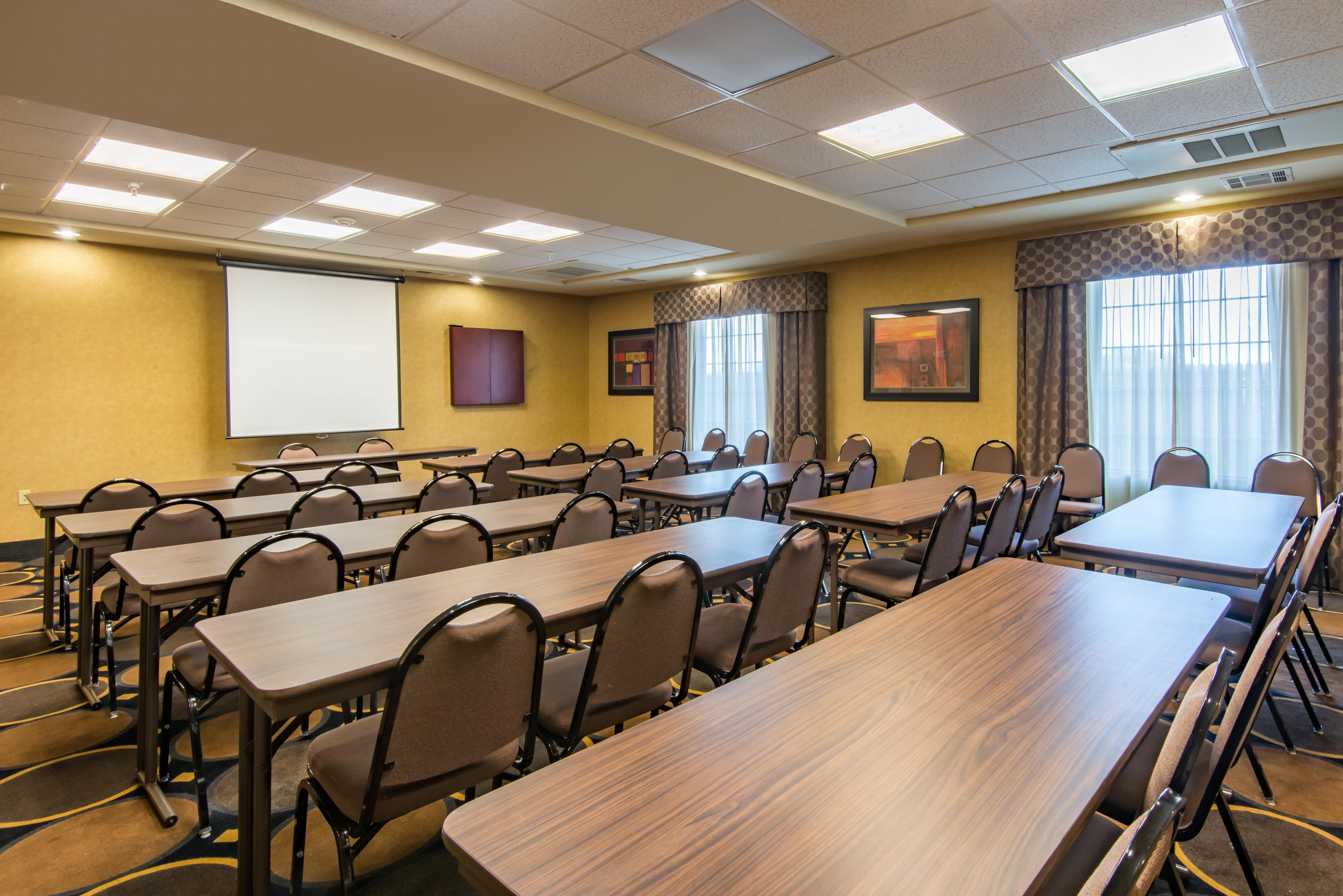Holiday Inn Express & Suites Clovis By Ihg Ngoại thất bức ảnh