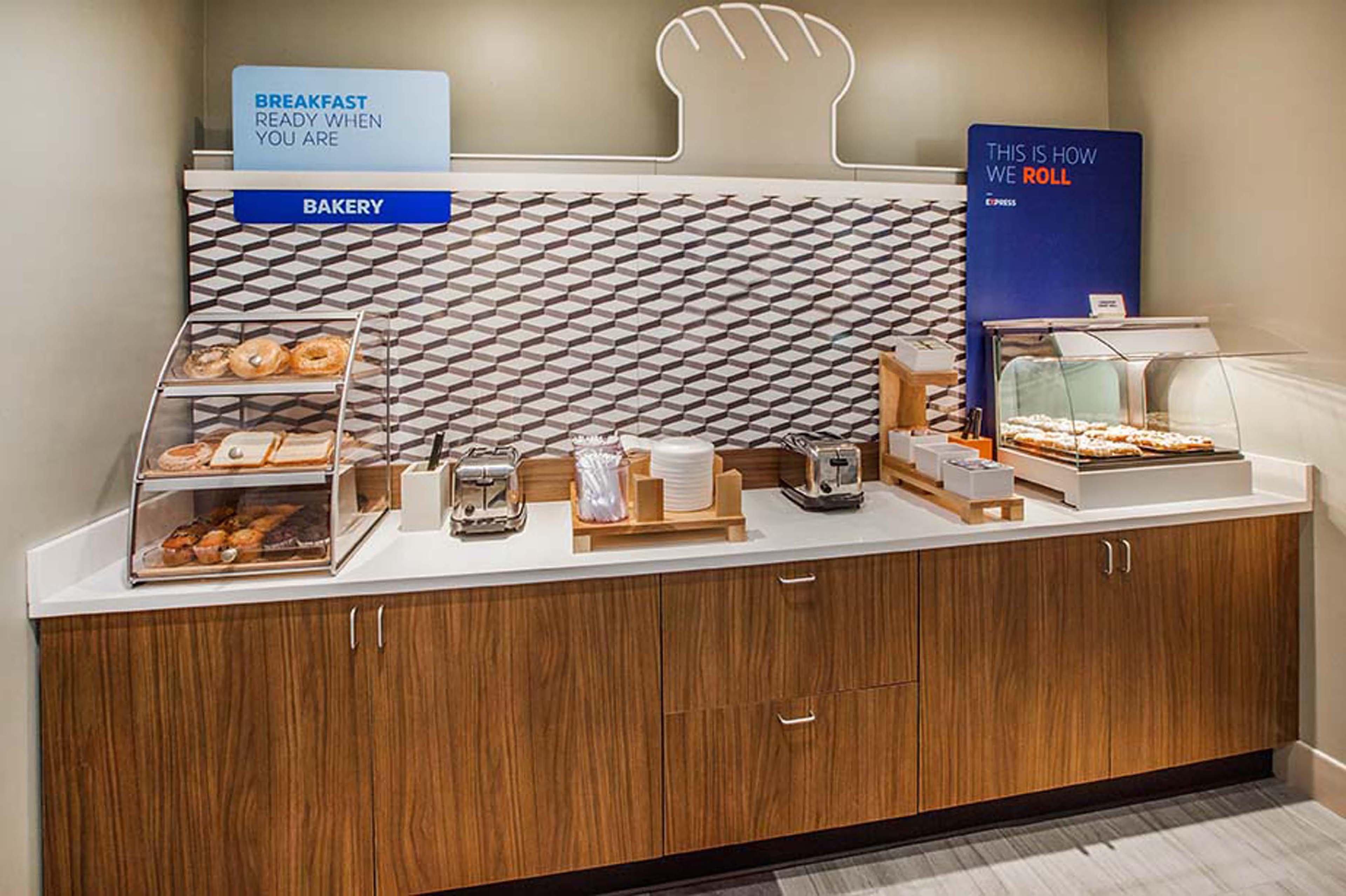 Holiday Inn Express & Suites Clovis By Ihg Ngoại thất bức ảnh